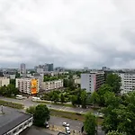 Kairos - Spodek - 100 M Od Spodka