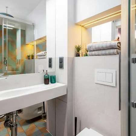 Apartmán Kairos - Spodek - 100 M Od Spodka Katovice