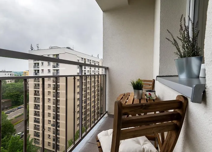 Kairos - Spodek - 100 M Od Spodka *